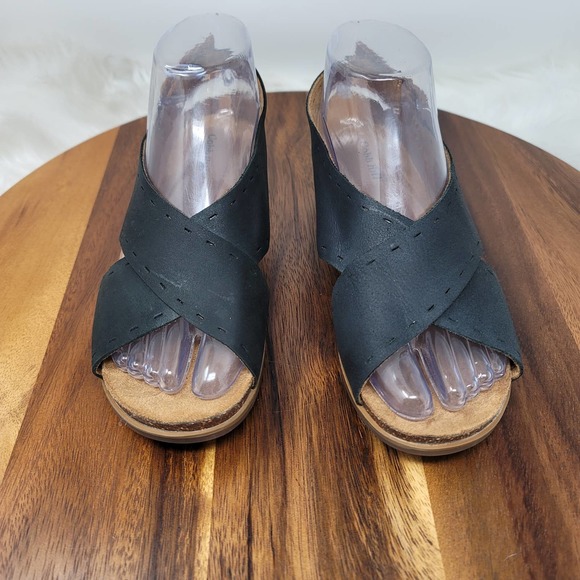 Cobb Hill May Sling Black Leather Criss Cross Sandal 6 NWT *READ - Picture 1 of 8